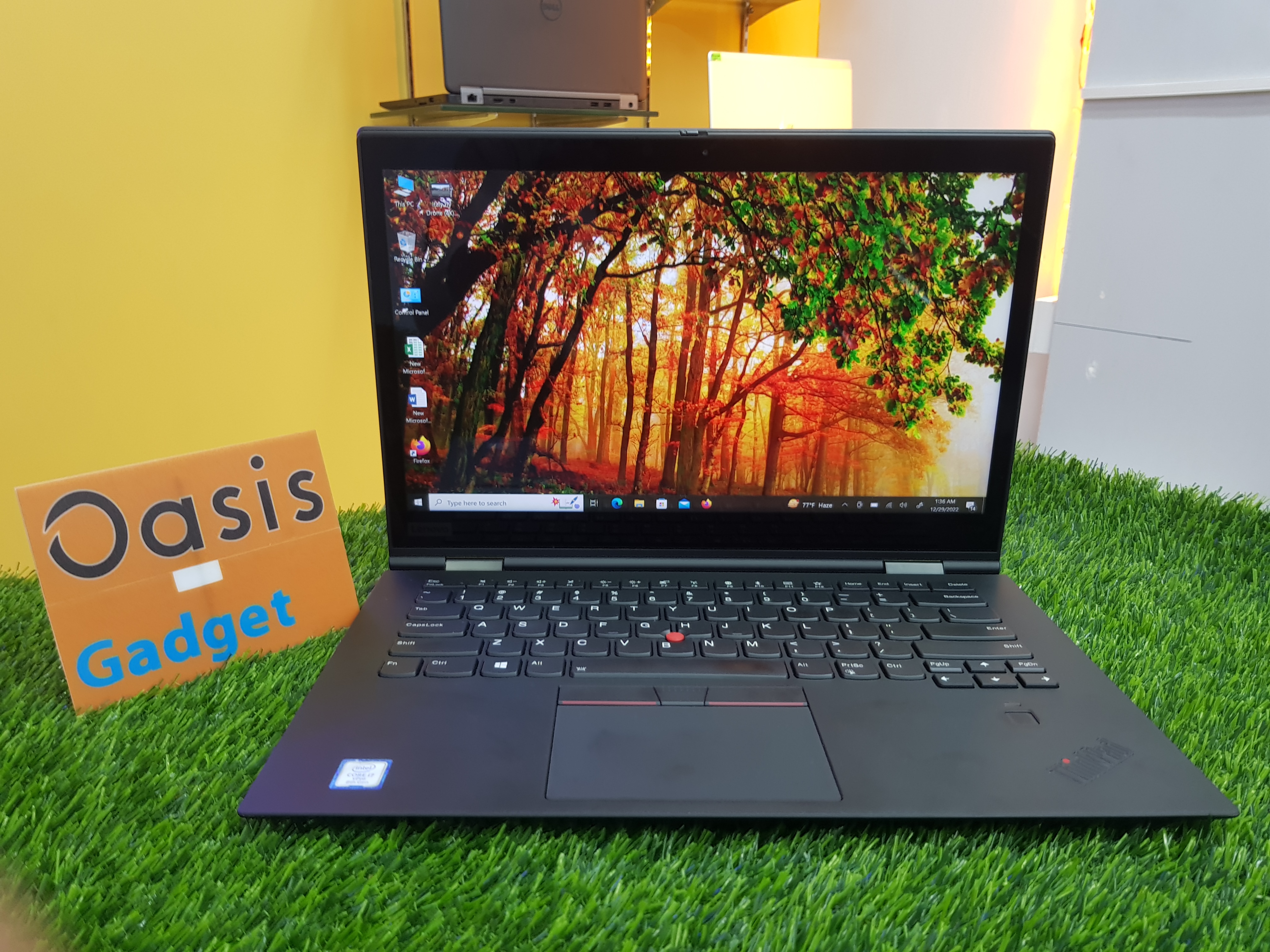 Lenevo Thinkpad X1 Yoga | Core I7 8th Gen | 16 GB RAM 512 SSD